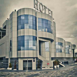 Hotel Ženeva-1